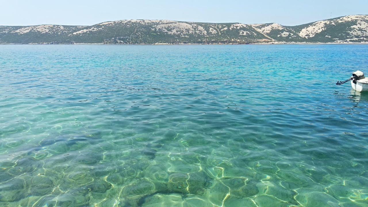 Sea Breeze Apartments With Private Beach And Boat Anchorage Stara Novalja Exterior photo